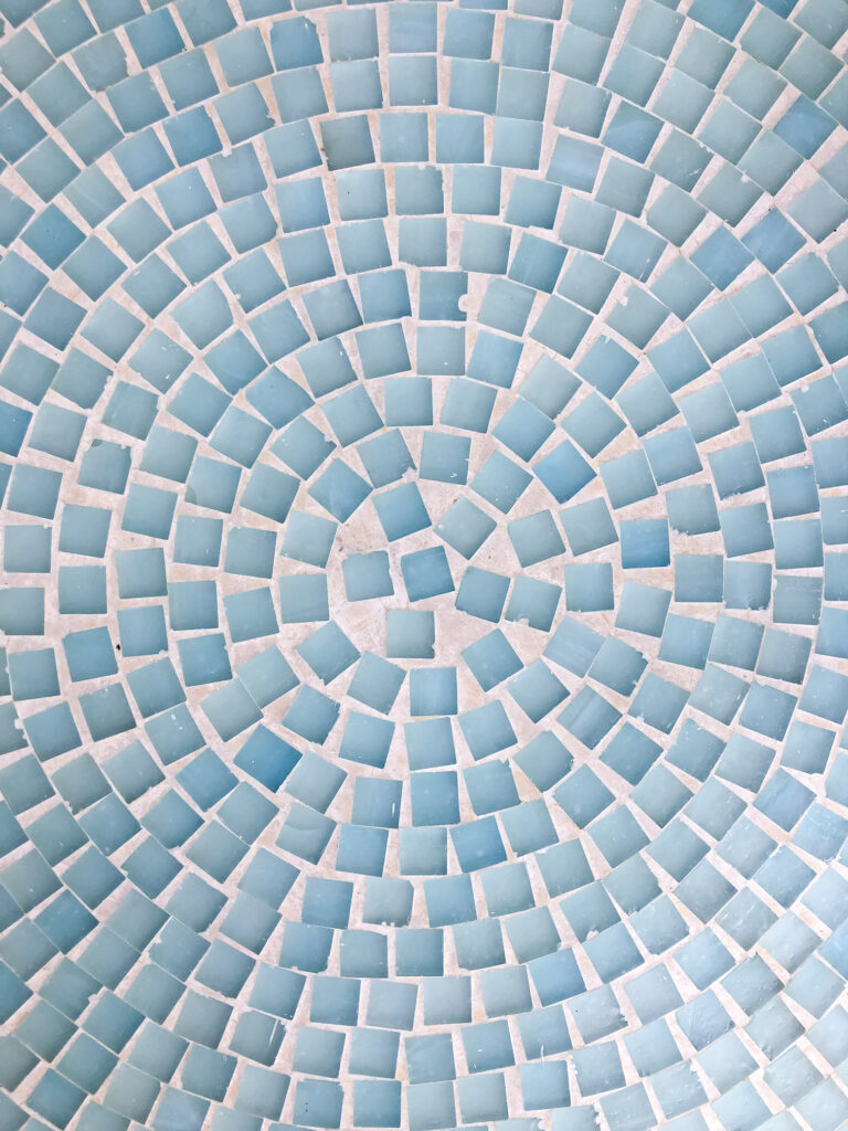 How to clean dirty grout on outdoor mosaic tile table with household cleaners | clean tile grout with baking soda & vinegar, baking soda, & bleach