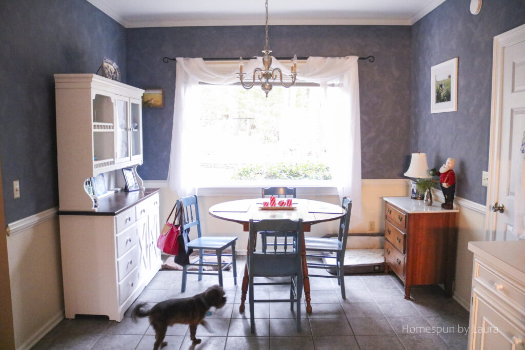 Eat-in kitchen with big picture window